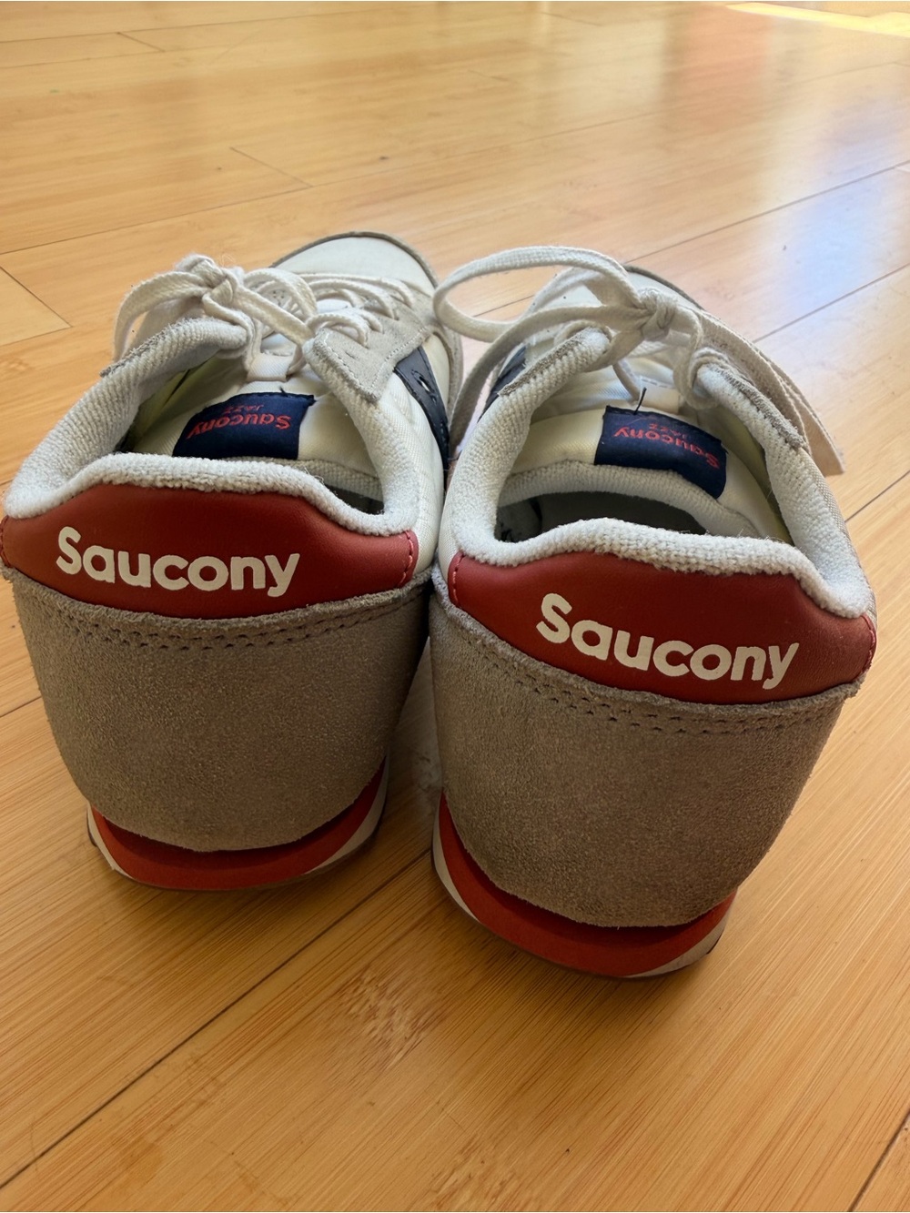 Saucony White and Red Low-Top Sneakers